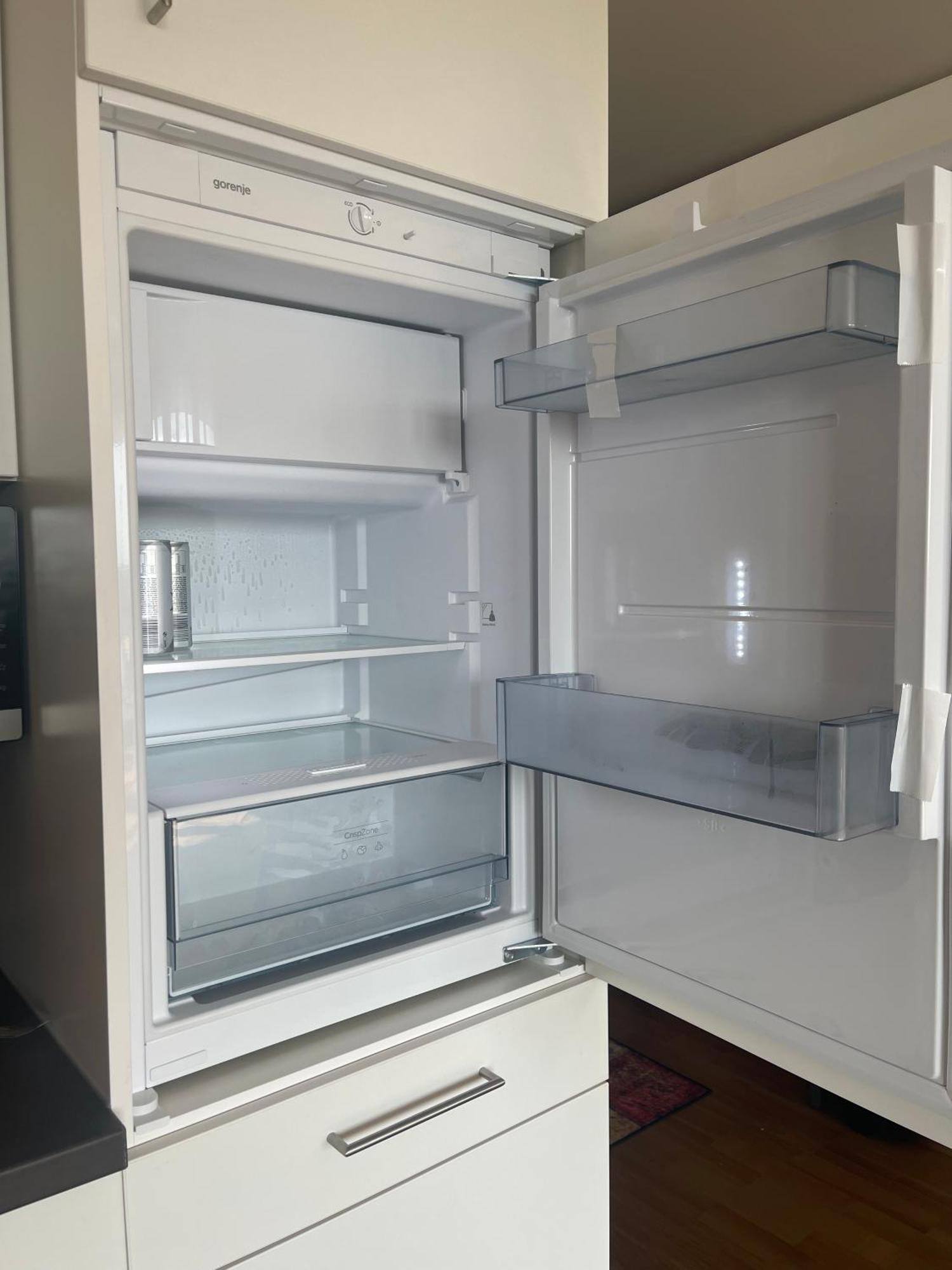 100 Qm Penthouse, Self-check-in, 2 Parkplaetze Appartement *